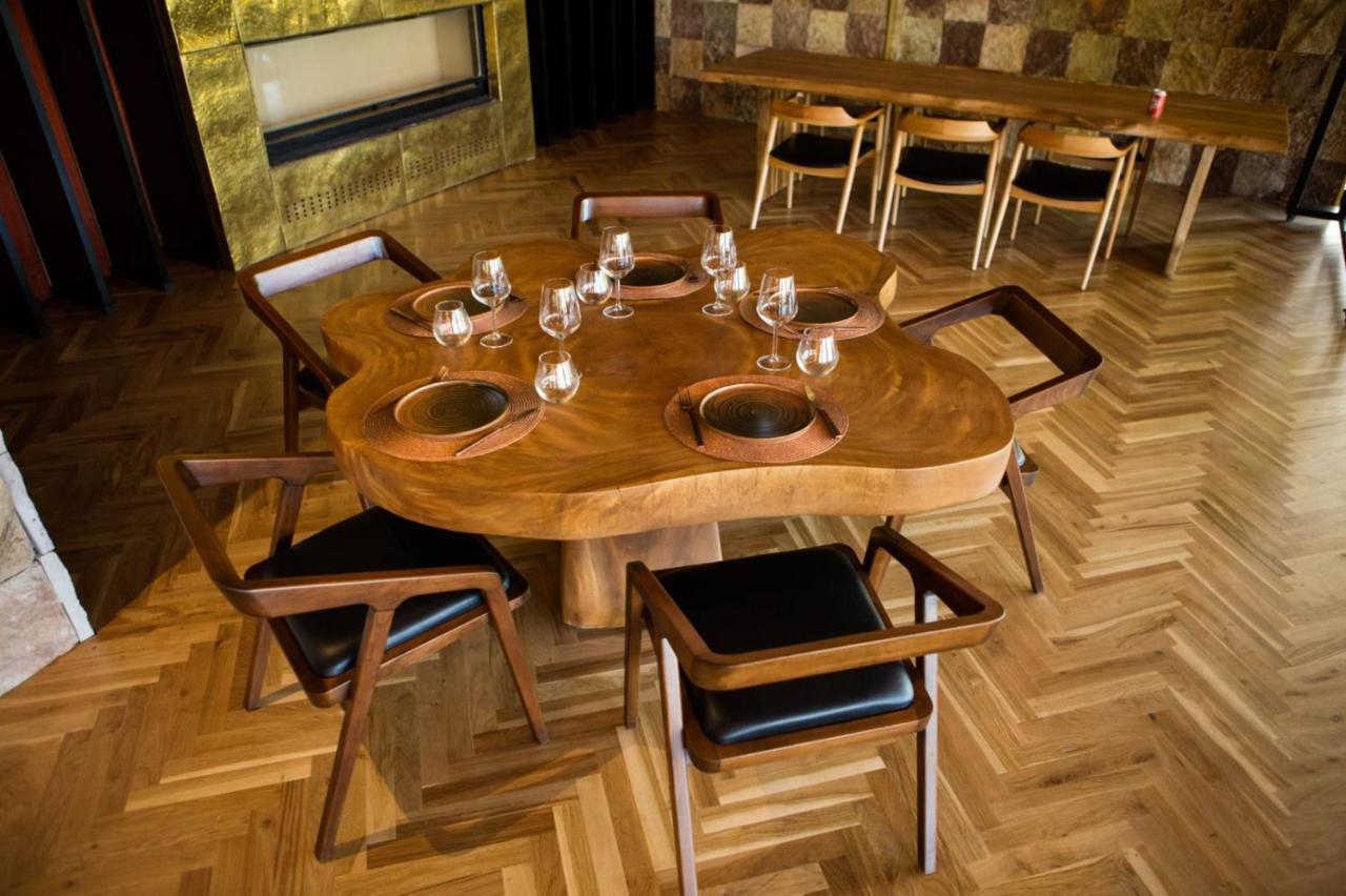 Equos Resort Hotel Tirana Exteriör bild